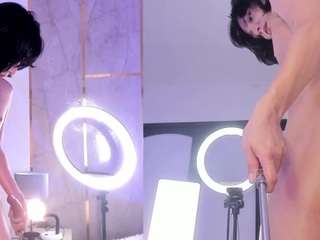 le modèle jiggly1 est en webcam porno dans un show sur le site camsoda, il possède les tags suivants: anal-toys,asshole,tease,tattoos,spank,orgasm,living room,handjob,gape,fetish,facial,dildo,cock-rating,chubby,blue eyes,blowjob,black hair,bedroom,hd,latin