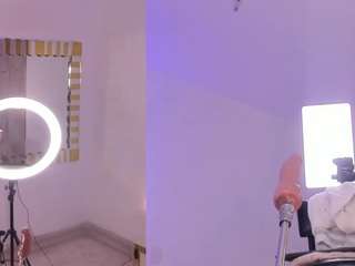 jiggly1 Live Webcam on CamSoda