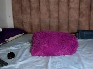 Jiggly1 live cam preview