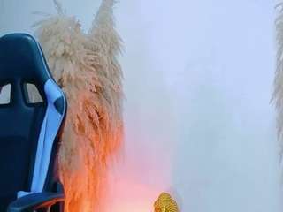 Live webcam model juliethdavis on Soda Cams