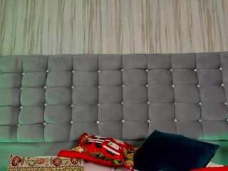 pocahontasfg webcam model