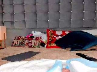 pocahontasfg webcam model