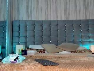 pocahontasfg Live Webcam on CamSoda