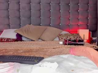 pocahontasfg Live Webcam on CamSoda