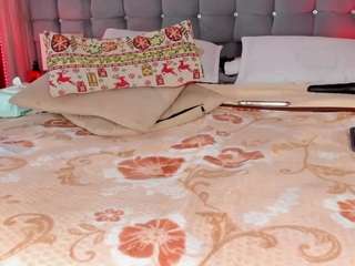 pocahontasfg's CamSoda show and profile