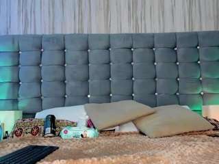 PocahontasFg live webcam show