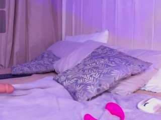 shenoa01 Live Webcam on CamSoda