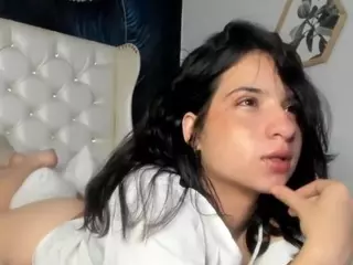 abrilldoll1's Live Sex Cam Show