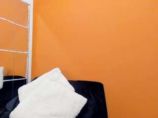 b3cky Live Webcam on {site_name}