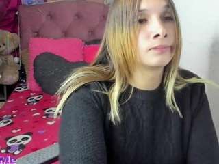 bunnyy26 Live Webcam on CamSoda