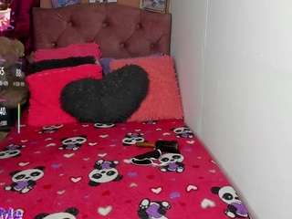 bunnyy26 Live Webcam on CamSoda