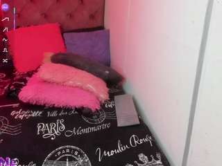 le modèle bunnyy26 est en webcam porno dans un show sur le site camsoda, il possède les tags suivants: anal toys,lean,tattoos,spank,smoking,orgasm,mature,tease,black hair,ejaculation,drinking,dirty talk,cumshot,colombia,brown eyes,small tits,hd