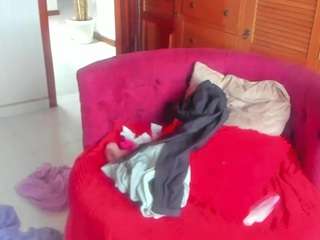 devil-sara webcam model