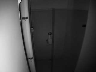 voyeurcam-casa-salsa-shower-1