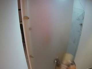 camsoda voyeurcam-casa-salsa-shower-1