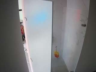 Adult Cam camsoda voyeurcam-casa-salsa-shower-1