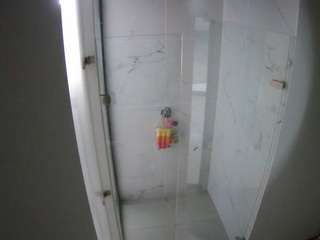 Adult Porrn camsoda voyeurcam-casa-salsa-shower-1