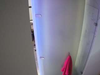 Adult Chat Cam camsoda voyeurcam-casa-salsa-shower-1