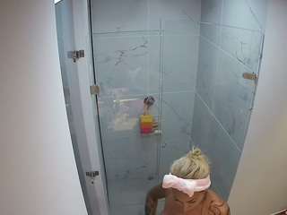 voyeurcam-casa-salsa-shower-1 Free Adult Webcam camsoda