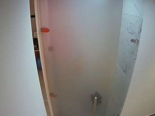 Adult Live Chat camsoda voyeurcam-casa-salsa-shower-1