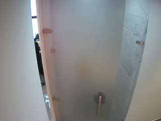 Zaelas camsoda voyeurcam-casa-salsa-shower-1