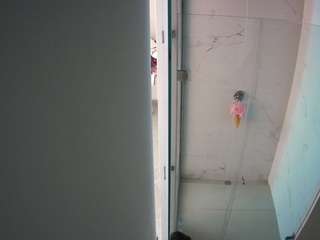 voyeurcam-casa-salsa-shower-1