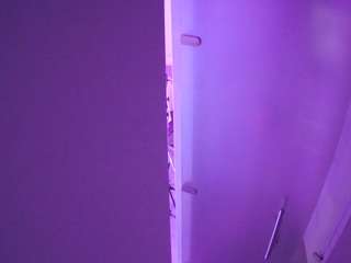 Hd, Young Adult, Teen 18, Show Camiqa – Free Live Video Chat with Strangers Online