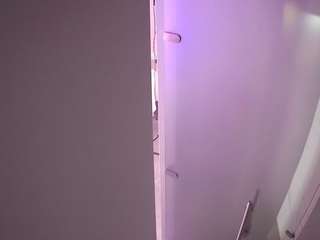 Hd, Young Adult, Teen 18, Show Camiqa – Free Live Video Chat with Strangers Online