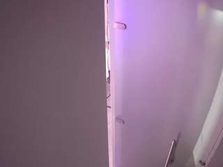 Hd, Young Adult, Teen 18, Show Camiqa – Free Live Video Chat with Strangers Online