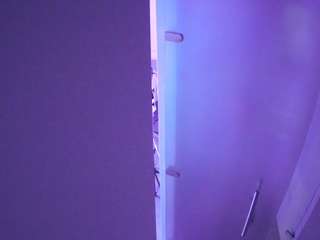 Hd, Young Adult, Teen 18, Show Camiqa – Free Live Video Chat with Strangers Online