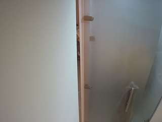 voyeurcam-casa-salsa-shower-1