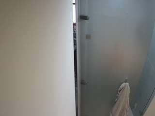 voyeurcam-casa-salsa-shower-1