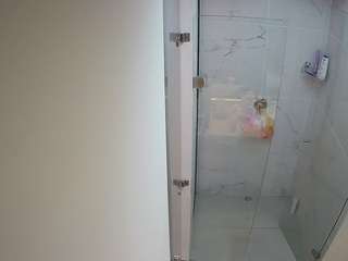 voyeurcam-casa-salsa-shower-1