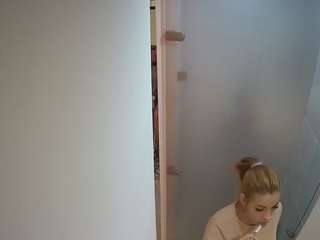 voyeurcam-casa-salsa-shower-1