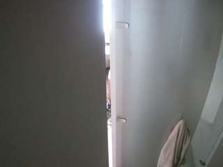 voyeurcam-casa-salsa-shower-1