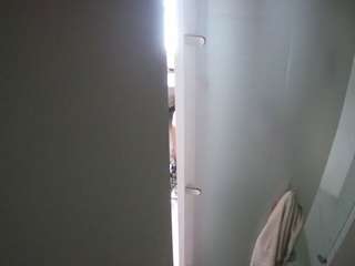 voyeurcam-casa-salsa-shower-1