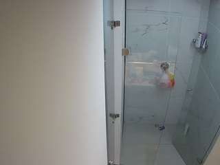 voyeurcam-casa-salsa-shower-1