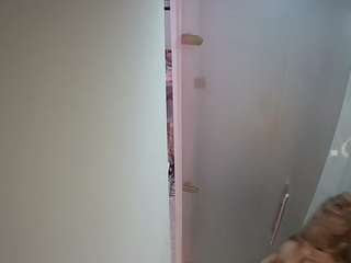 voyeurcam-casa-salsa-shower-1