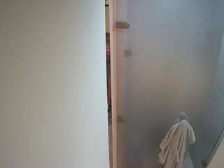 voyeurcam-casa-salsa-shower-1