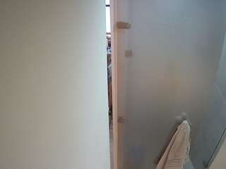 voyeurcam-casa-salsa-shower-1