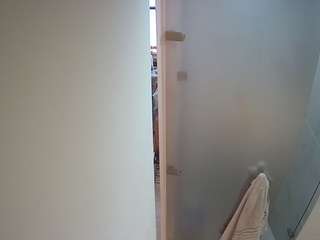 voyeurcam-casa-salsa-shower-1