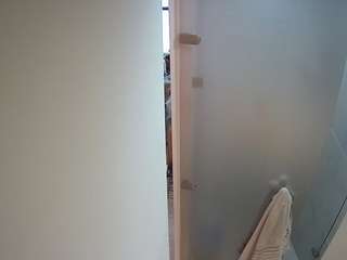 voyeurcam-casa-salsa-shower-1