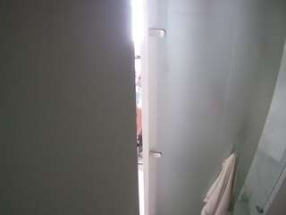 voyeurcam-casa-salsa-shower-1