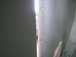 voyeurcam-casa-salsa-shower-1