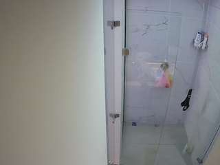 voyeurcam-casa-salsa-shower-1
