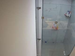voyeurcam-casa-salsa-shower-1