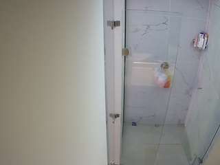 voyeurcam-casa-salsa-shower-1