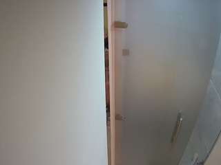 voyeurcam-casa-salsa-shower-1