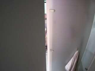 voyeurcam-casa-salsa-shower-1
