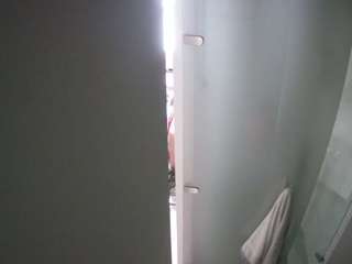 voyeurcam-casa-salsa-shower-1